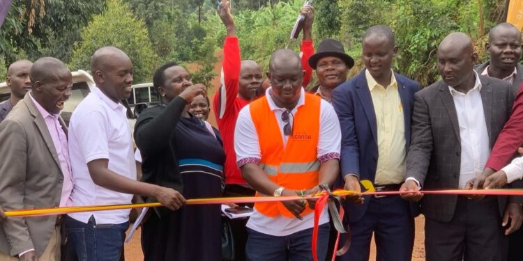 Kapchorwa: 2.6Km road commissioned in Sipi to boost tourism and local revenue